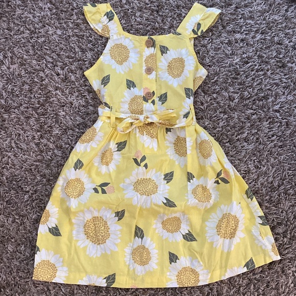 Set Of 2 Dresses NWOT - Picture 2 of 7